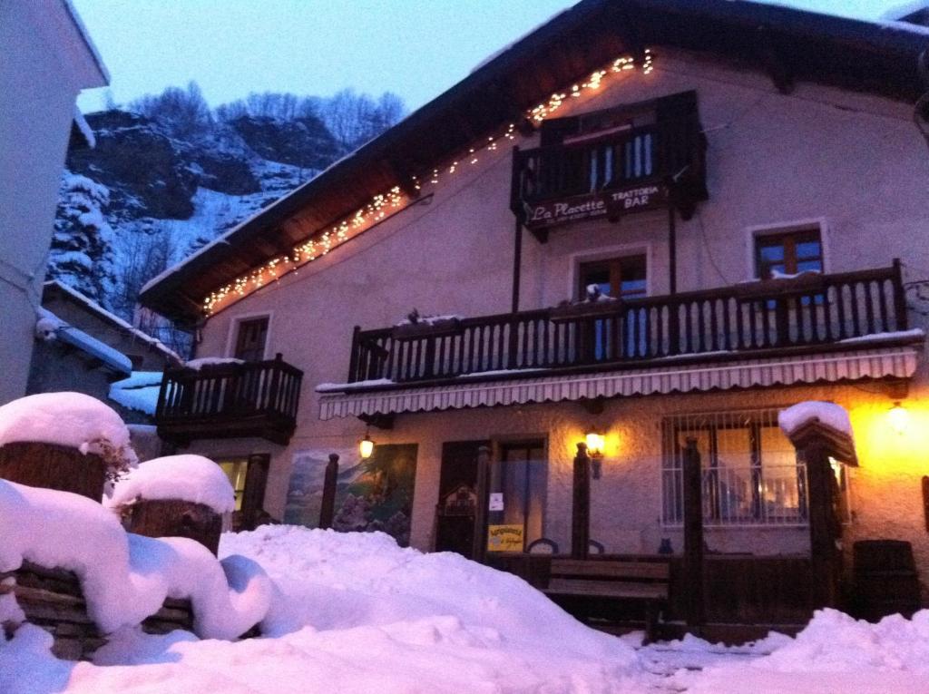 La Placette - Albergo Diffuso E Trattoria 우속스 외부 사진